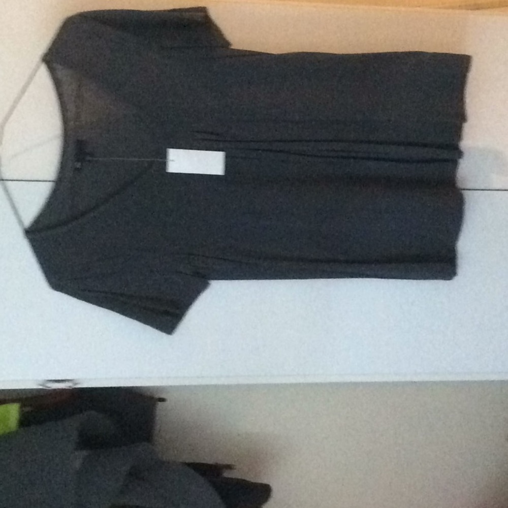 Light weight top